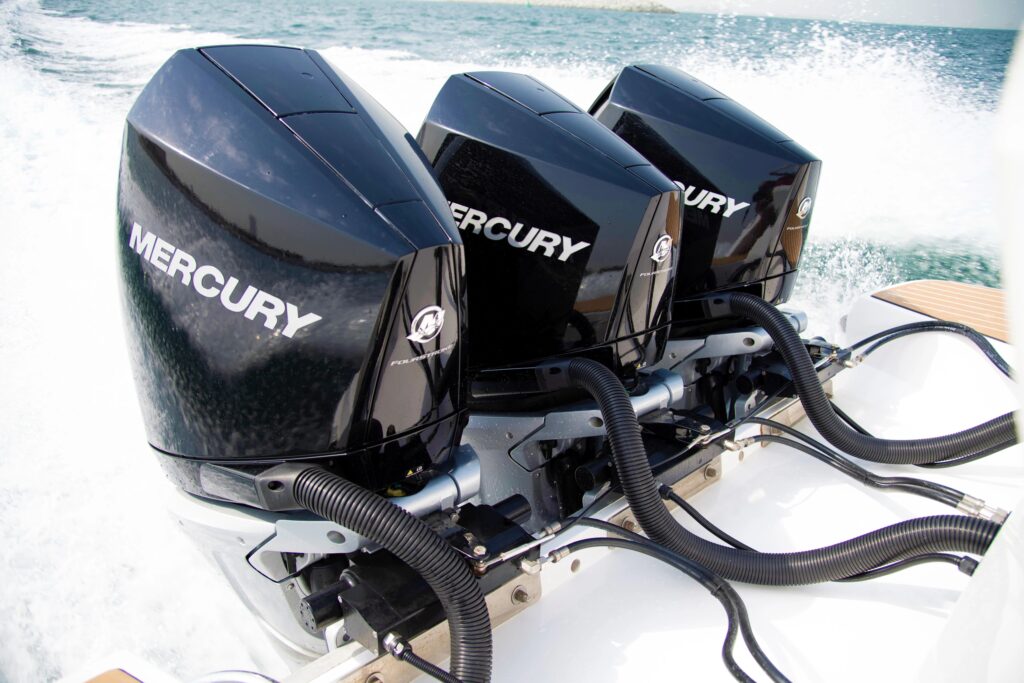 Motor de Popa Verado Trinca Mercury 300hp